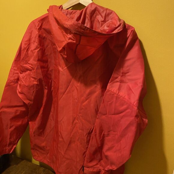 Vintage LL Bean Full Zip Windbreaker Jacket Womens US size Small Red Lightweight - Picture 6 of 6